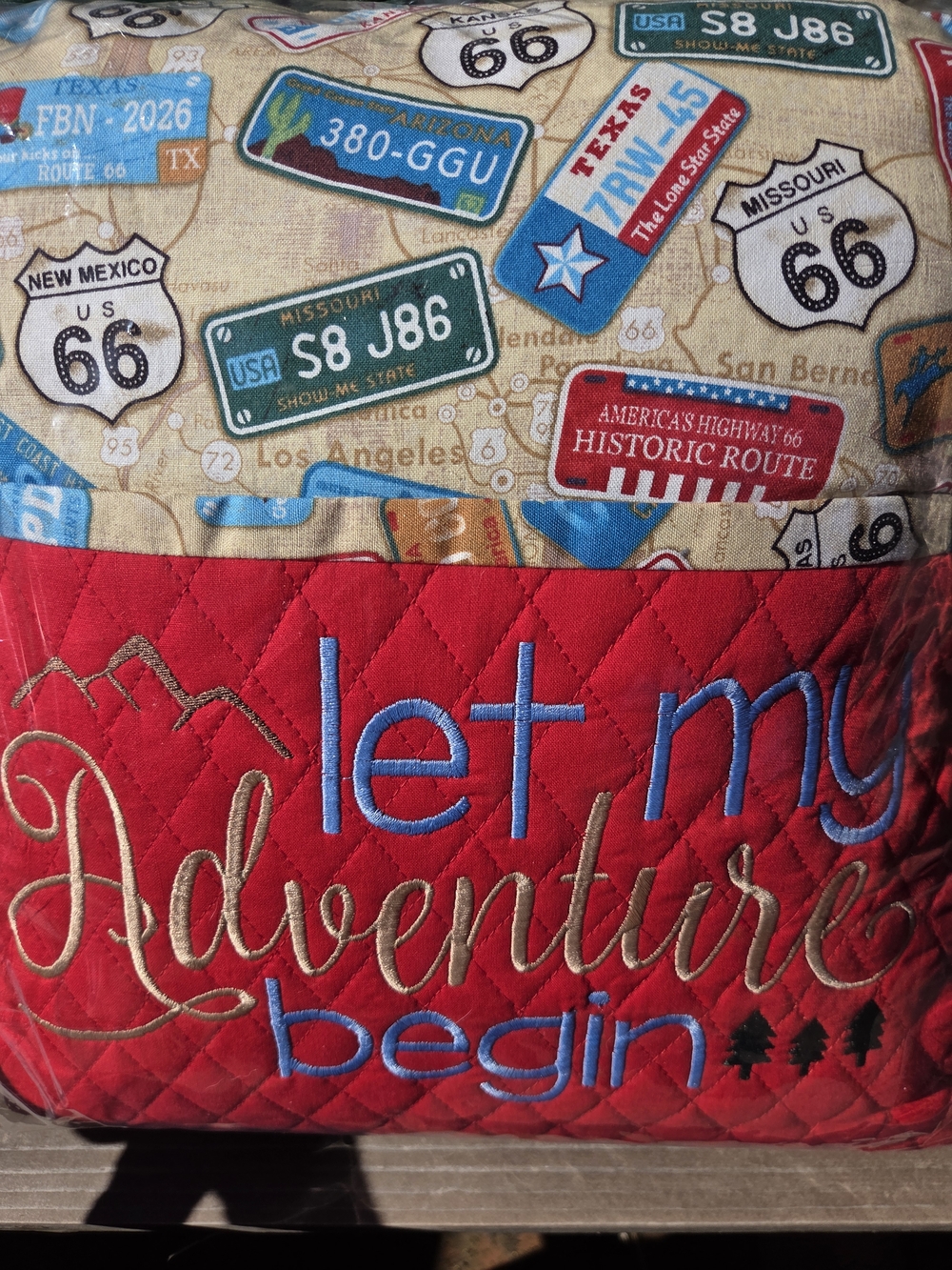 Reading Pillows - Picture 14 of 16